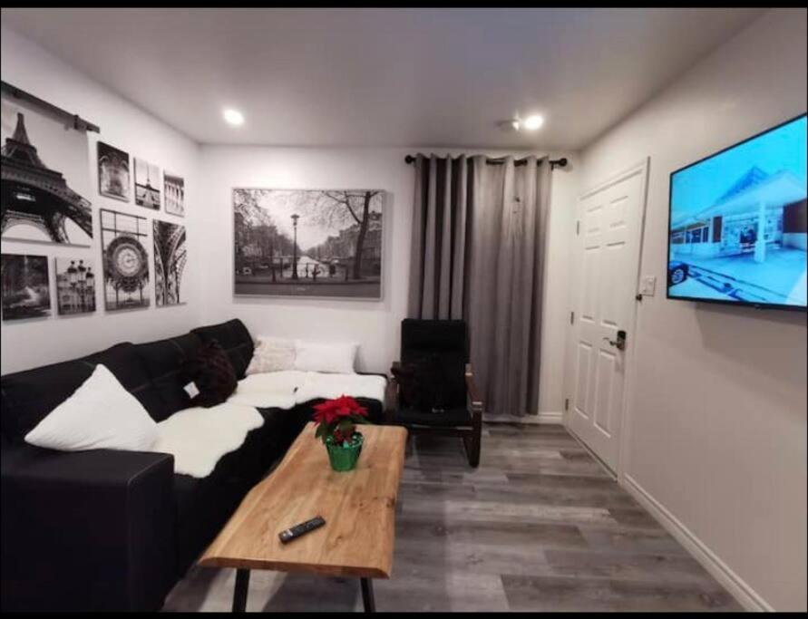 Cozy 2bdr Mtl Downtown- 4410